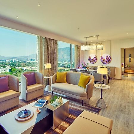 Vivanta Navi Mumbai Turbhe Exteriör bild